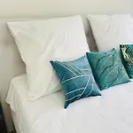 Luxury 3 Bedrooms In Center With Terrace And Parking -Bon1
